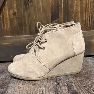 Toms Beige Suede Wedge Booties